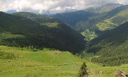 44 Dal laghetto, panorama sul vallone della Madonna delle Nevi...